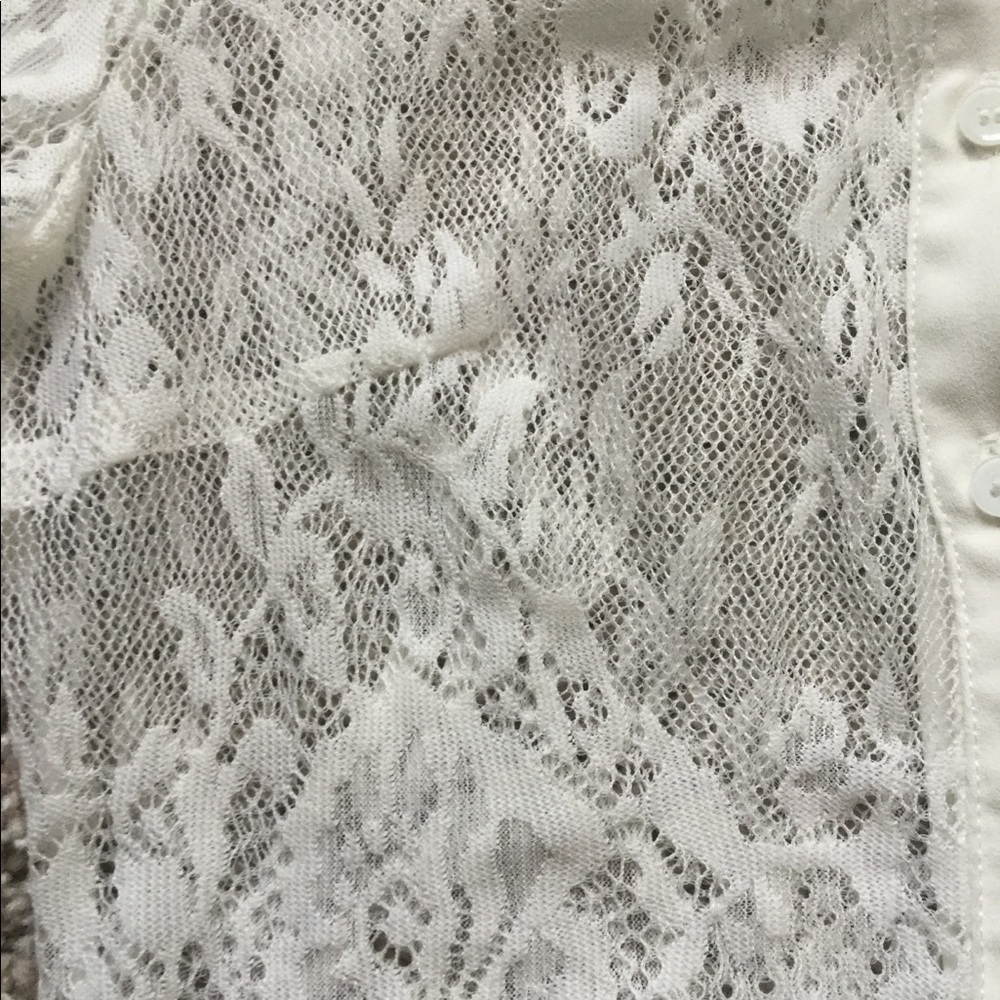 Soft Lace Crop Top - Picture 7 of 8